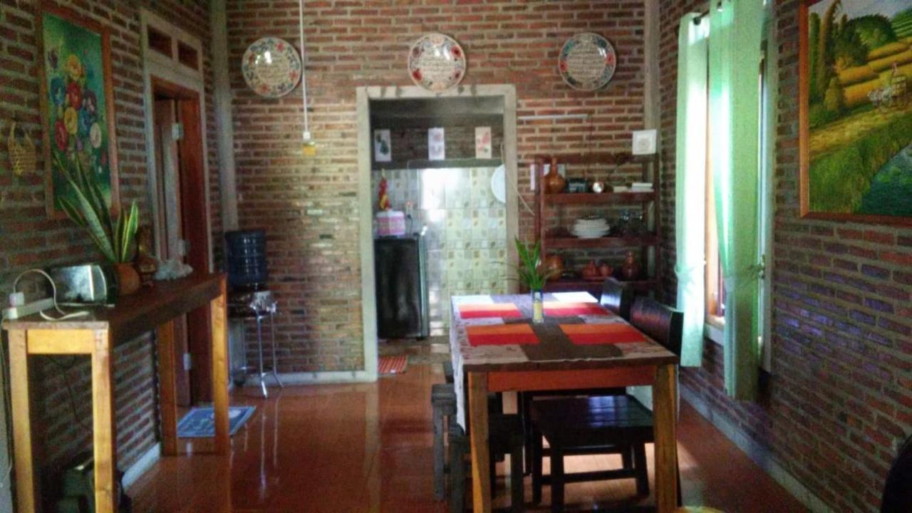 Giazvillacarita Sukarame Luaran gambar