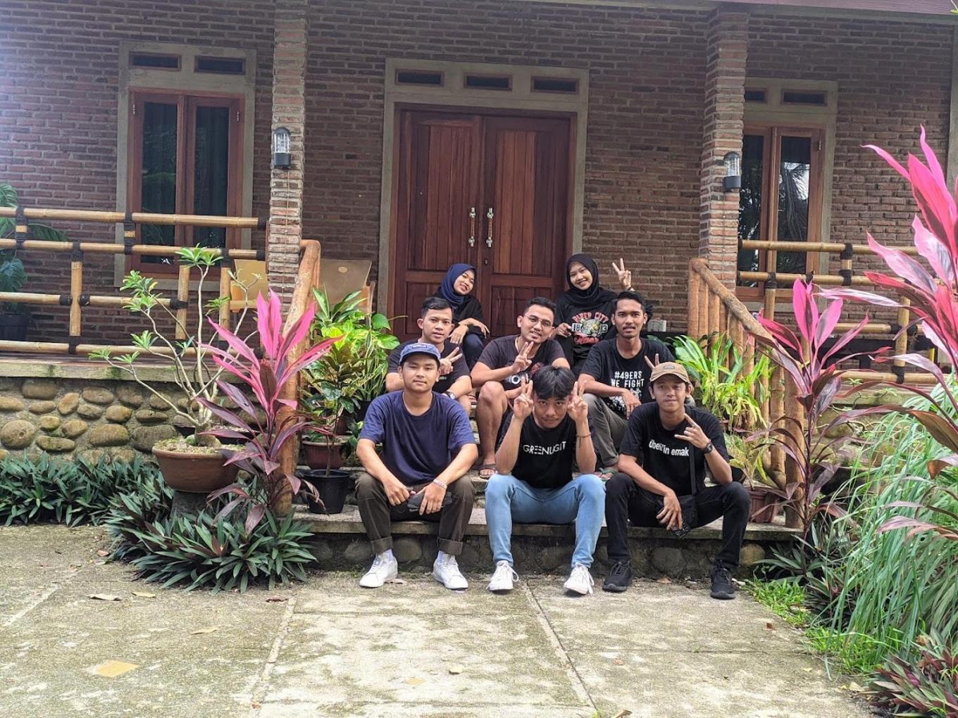 Giazvillacarita Sukarame Luaran gambar